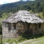 Traditional stable Traditional stable